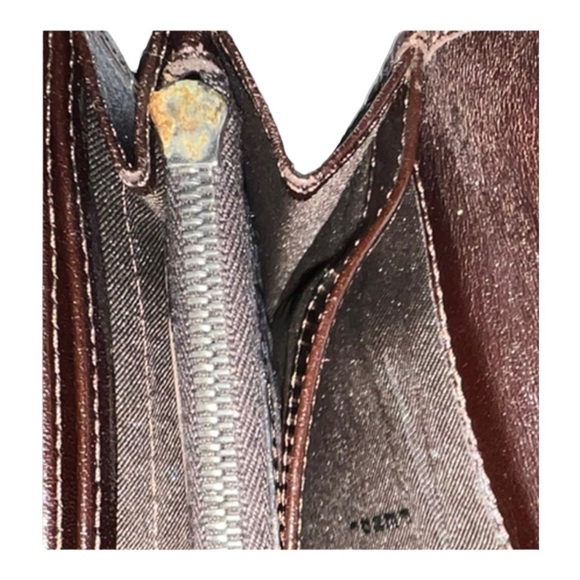 FENDI Bi-fold Zucca Continental Wallet in Tobacco. - Picture 8 of 16